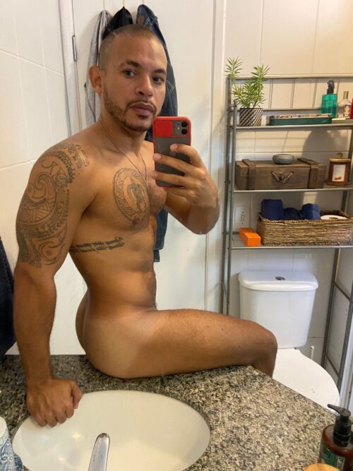 ragazzo escort gay brasiliano da una città nell’estremo nord dell’Amazzonia
